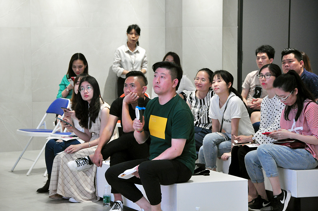 粉色视频在线下载免费完整版3高端设计活动现场互动